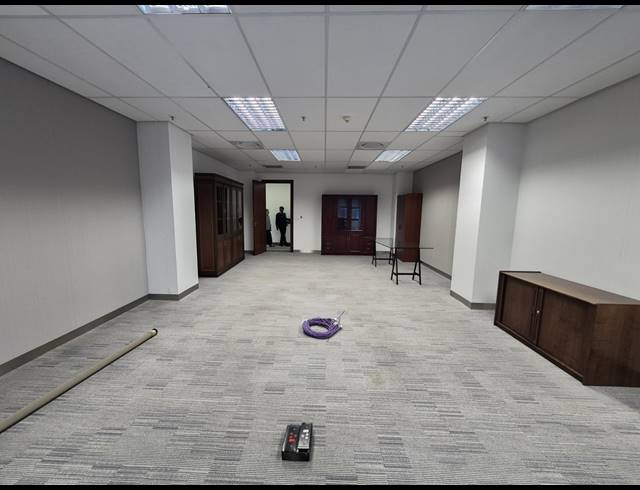 69M² OFFICE TO LET IN SANDTON CENTRAL